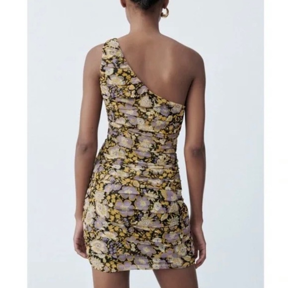 Zara One Shoulder Floral Ruched Gathered Mini Dress. - Picture 3 of 7